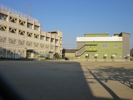 東大阪市立 楠根東小学校