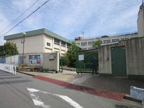 縄手東小学校